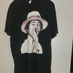 Obama Tiny Cig Black Mens  Graphic Men's XL T-Shirt